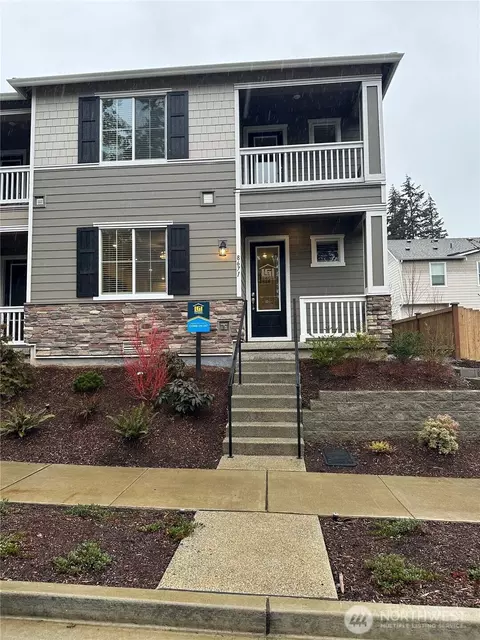 8671 35th St NE, Marysville, WA 98270