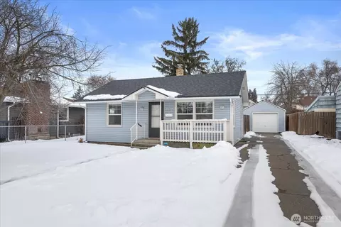 1017 E Walton Ave, Spokane, WA 99207