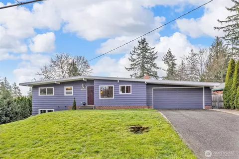 16623 SE 9th St, Bellevue, WA 98008