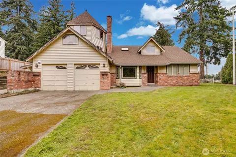 325 62nd Ave E, Tacoma, WA 98422