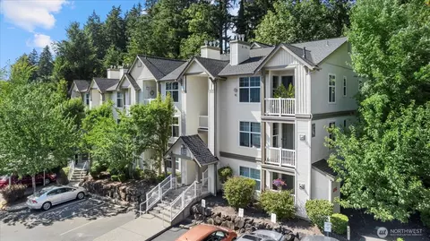 23420 SE Black Nugget Rd #G103, Issaquah, WA 98029