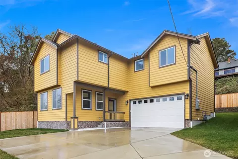 2116 SW 103rd Pl, Seattle, WA 98146