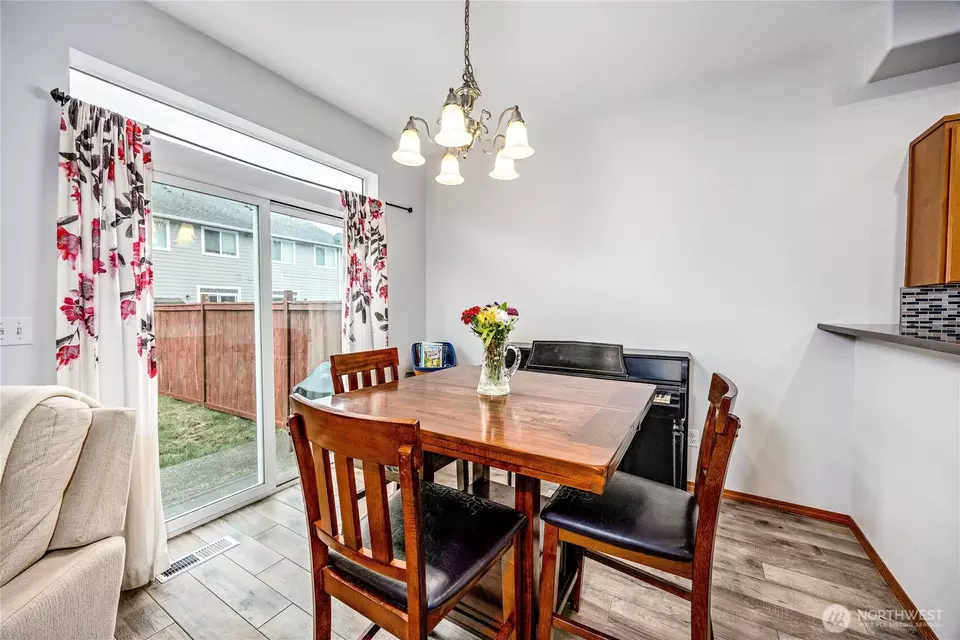 Dining - 239 NE Miramar Cir, Bremerton, WA 98311 photo 2 of 2