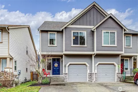 Exterior - 239 NE Miramar Cir, Bremerton, WA 98311 photo 1 of 5