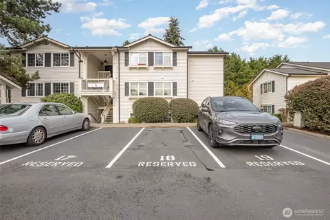 Exterior - 12404 E Gibson Rd #A304, Everett, WA 98204 photo 2 of 7