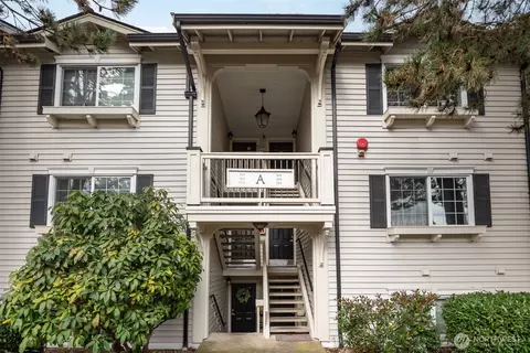 12404 E Gibson Rd #A304, Everett, WA 98204