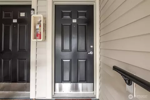 Entry Way - 12404 E Gibson Rd #A304, Everett, WA 98204 photo 1 of 2