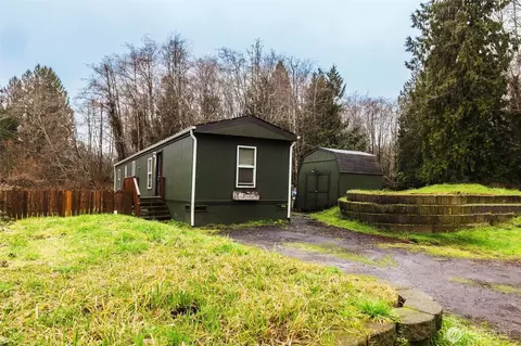 1570 SE Pine Rd, Port Orchard, WA 98367