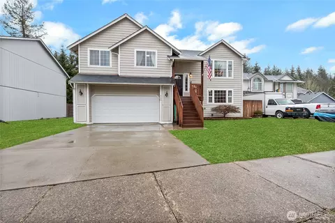 750 Riverside Ln, Eatonville, WA 98328