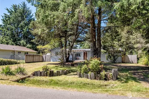 457 Centaurus Ave SW, Ocean Shores, WA 98569