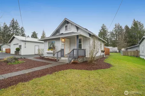 630 N 5th St, Toledo, WA 98591