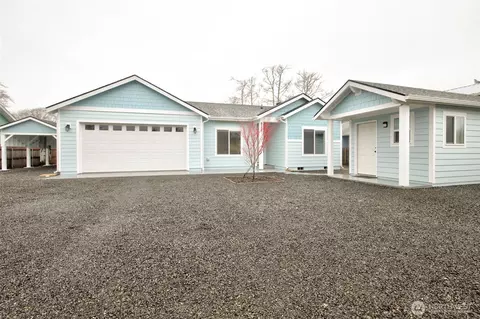 826 Point Brown Ave SE, Ocean Shores, WA 98569