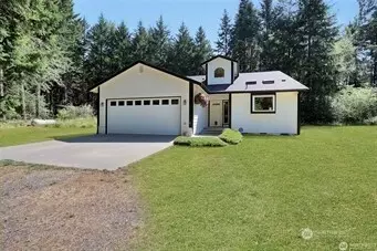 15101 Plum Nelly Ln SE, Rainier, WA 98576