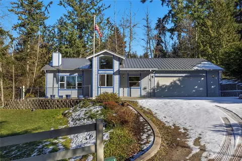907 Rowe Rd, Camano Island, WA 98282