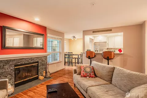 14057 NE 181st St #E202, Woodinville, WA 98072
