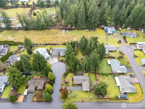 1713 Mike Ct NE, Olympia, WA 98506