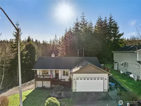 405 Andrews Ave, Cosmopolis, WA 98537