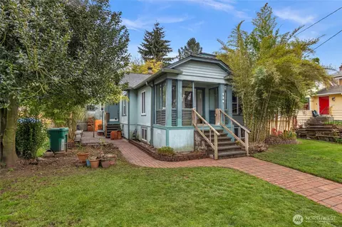 339 NW 82nd St, Seattle, WA 98117