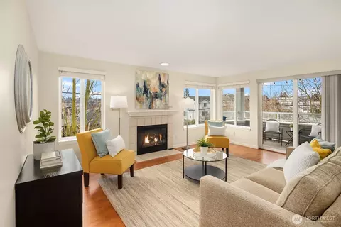 2448 NW 59th St #303, Seattle, WA 98107