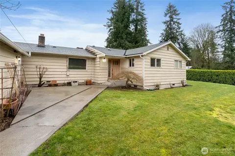 36724 6th Ave SW, Federal Way, WA 98023