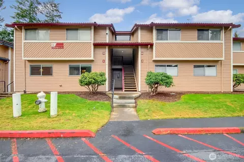 17528 150th Ct SE #L1, Renton, WA 98058
