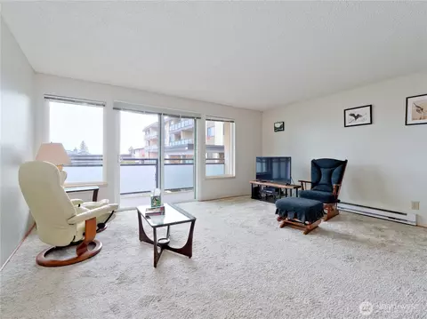 510 Forsyth Ln #209, Edmonds, WA 98020