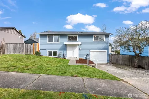 1125 E 60th St, Tacoma, WA 98404