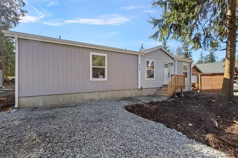 439 Sycamore Rd, Coupeville, WA 98239