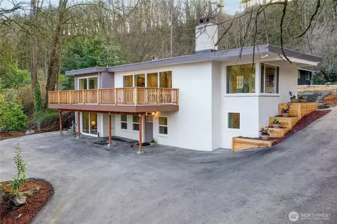 7101 Highland Park Way SW, Seattle, WA 98106