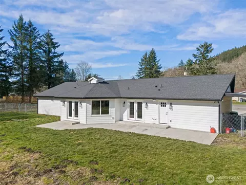 18715 Pioneer Way E, Orting, WA 98360 photo 34
