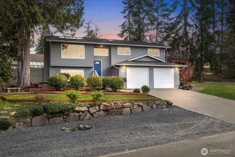 8719 54th Pl W, Mukilteo, WA 98275