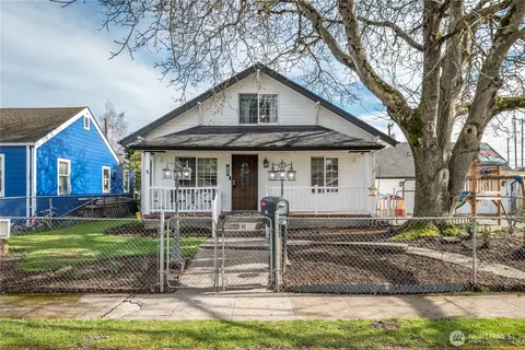 158 15th Ave, Longview, WA 98632