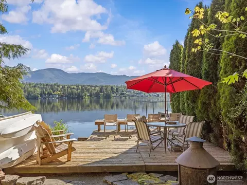 18141 W Big Lake Blvd, Mount Vernon, WA 98274