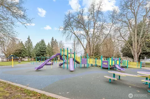 Other - 734 Sumner Ave, Sumner, WA 98390 photo 10 of 10