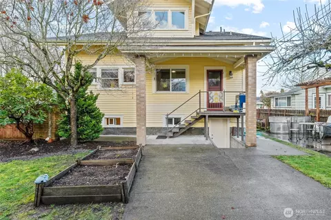 Other - 734 Sumner Ave, Sumner, WA 98390 photo 2 of 10