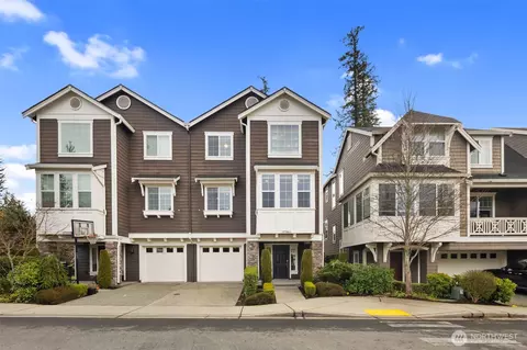12704 177th Ave NE #A, Redmond, WA 98052
