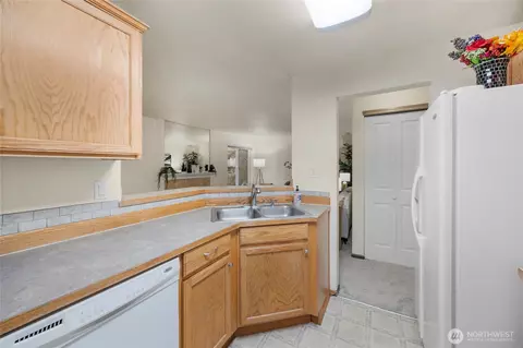 1009 112th St SE #B 206, Everett, WA 98208 photo 10
