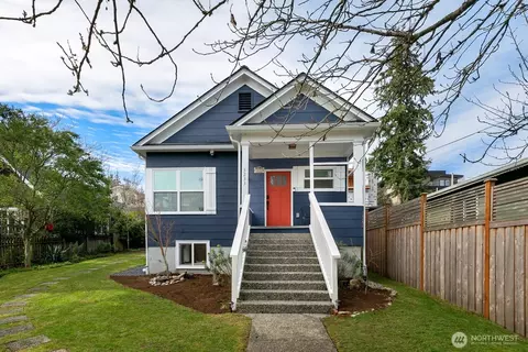 3233 34th Ave W, Seattle, WA 98199