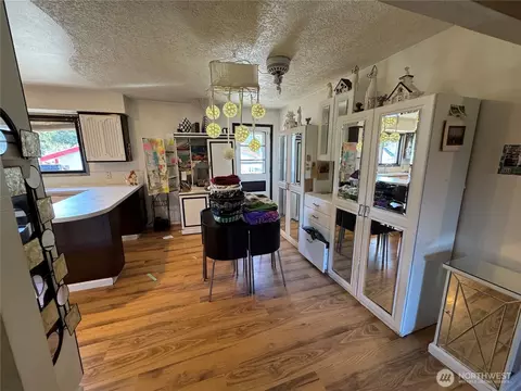 Dining - 3935 NE Ne Everett St, Camas, WA 98607 photo 1 of 1