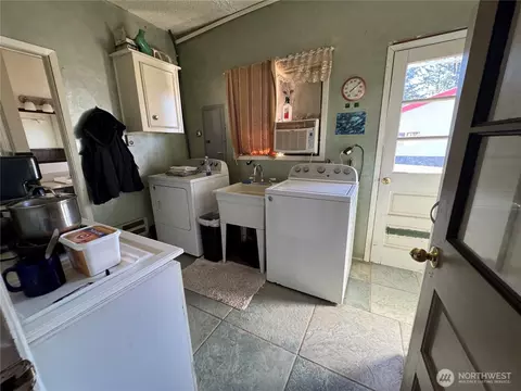 Other - 3935 NE Ne Everett St, Camas, WA 98607 photo 3 of 9
