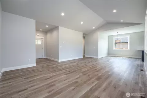 6511 Watson Loop, Maple Falls, WA 98266 photo 2