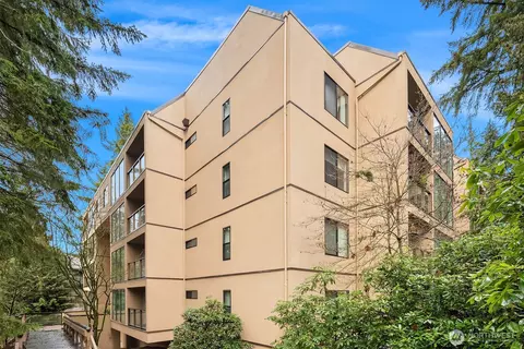 15512 Country Club Dr #B47, Mill Creek, WA 98012