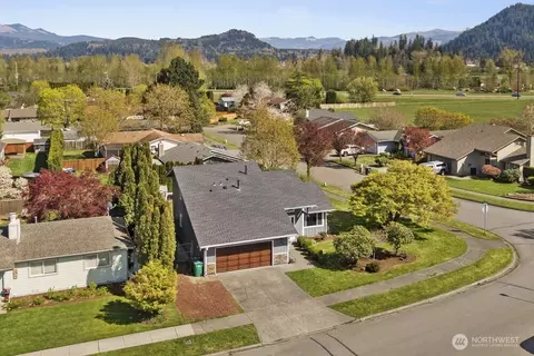 View/Area - 355 Charwila Ln, Enumclaw, WA 98022 photo 1 of 4