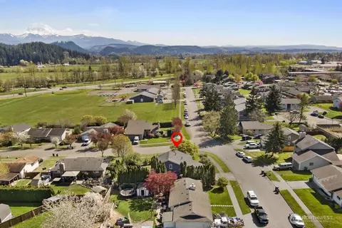 View/Area - 355 Charwila Ln, Enumclaw, WA 98022 photo 2 of 4