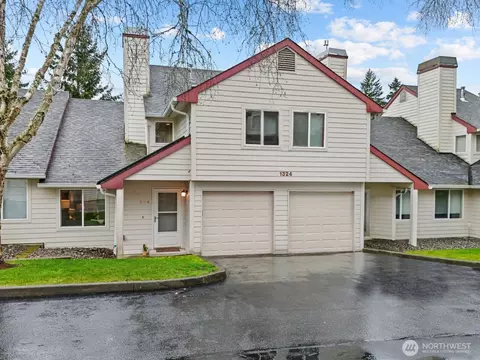 1324 NW Slate Ln #104, Silverdale, WA 98383