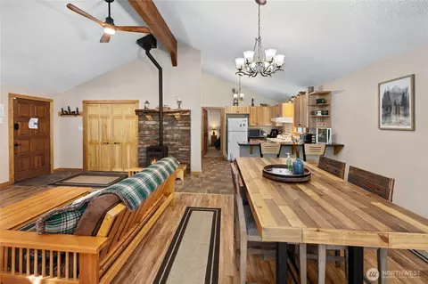 Dining - 751 Highland Loop, Ronald, WA 98940 photo 3 of 3