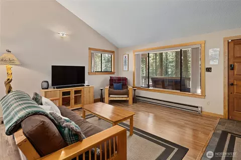 Living - 751 Highland Loop, Ronald, WA 98940 photo 1 of 4