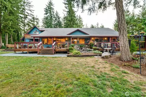 31405 94th Ave E, Eatonville, WA 98328