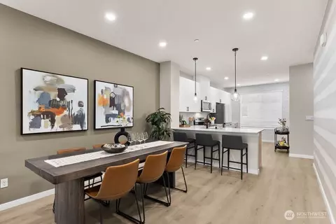 Dining - 16124 Cascadian Way #H3, Bothell, WA 98012 photo 1 of 2