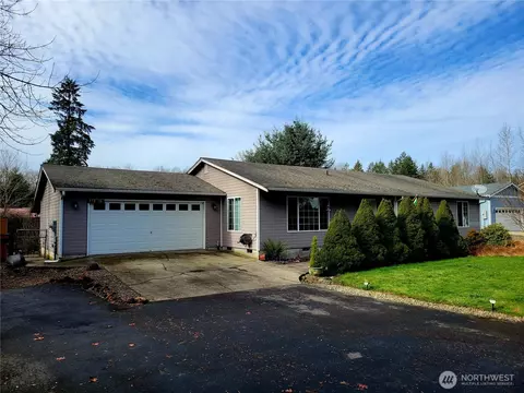 379 Collins Rd #18, Toledo, WA 98591